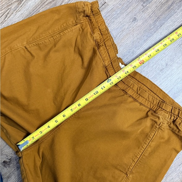 Pilcro • Anthropologie • Wide Leg High Waisted Cropped Pants - Picture 3 of 12